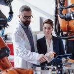 achiziționare de echipamente, tehnici și tehnologii avansate, brevete, licențe, investiții în spațiile de producție/prestări servicii